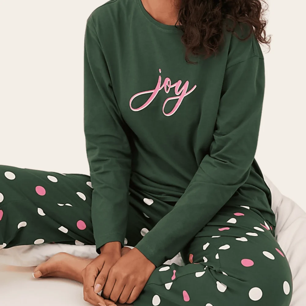 Joyful Polka Cozy Set