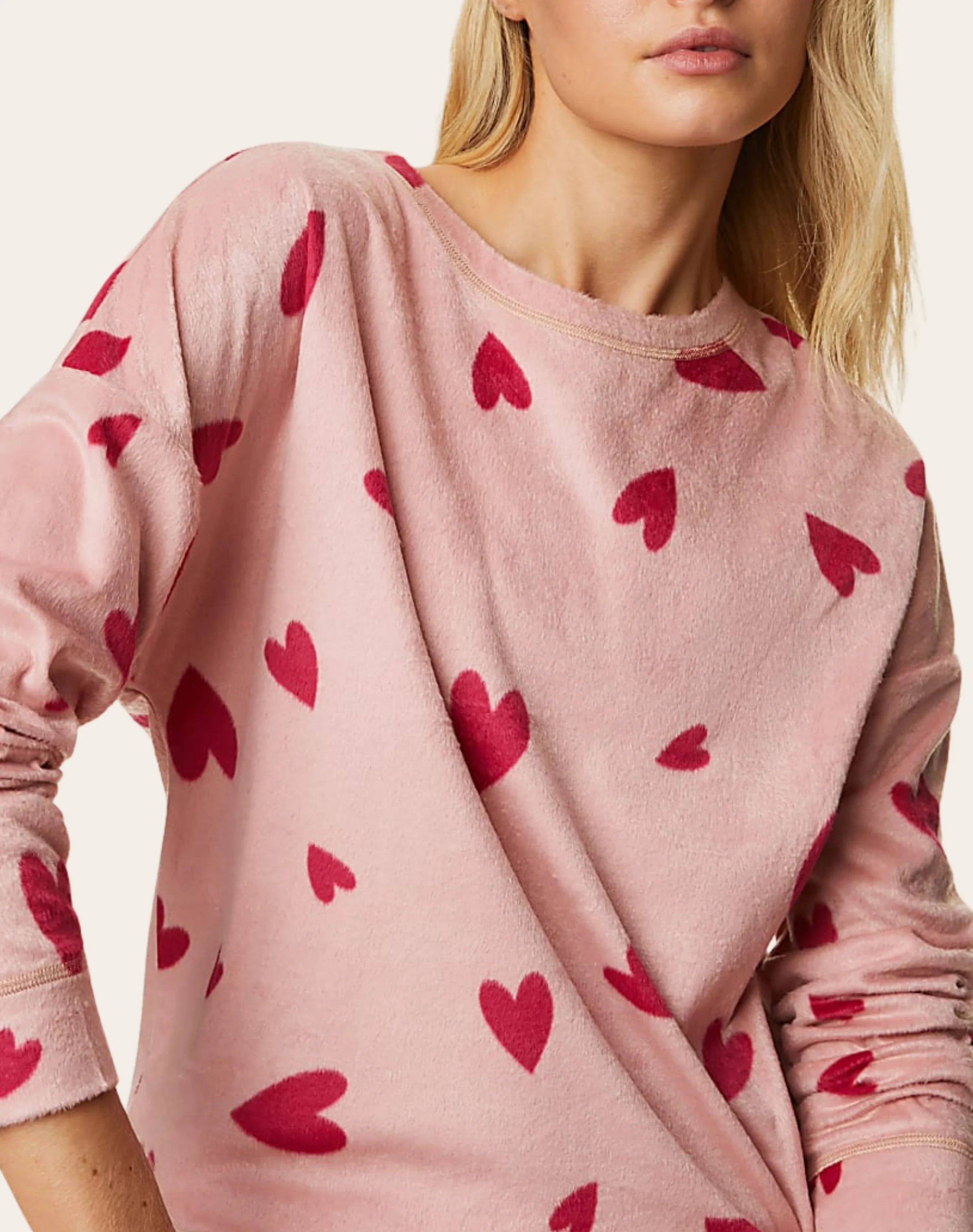 Rosy Hearts Fleece Set