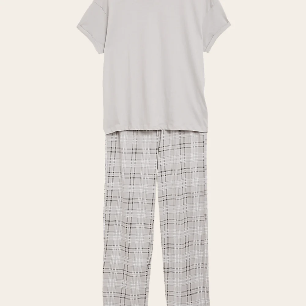 30c Soft Grey Check Cotton Set