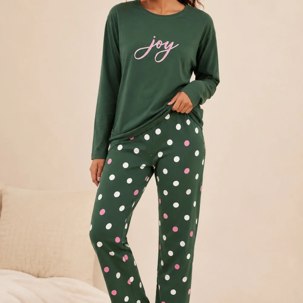 Joyful Polka Cozy Set